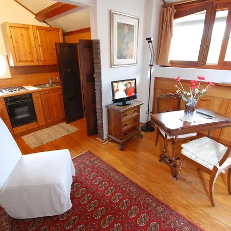 Locazione Turistica Campo San Trovaso.5 Appartement